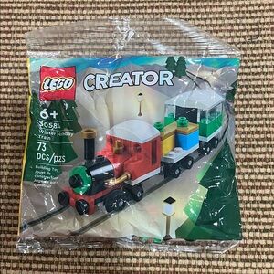 Lego Creator Winter Holiday Train